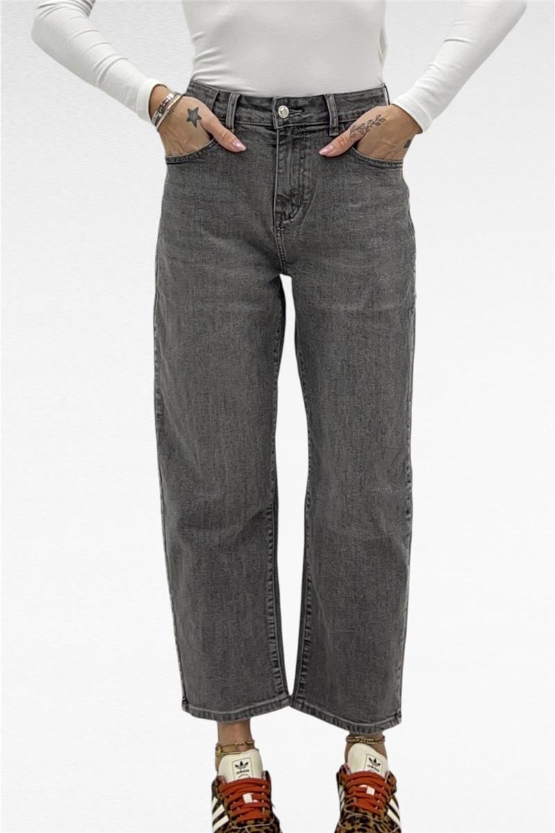 jeans modello balloon sombre